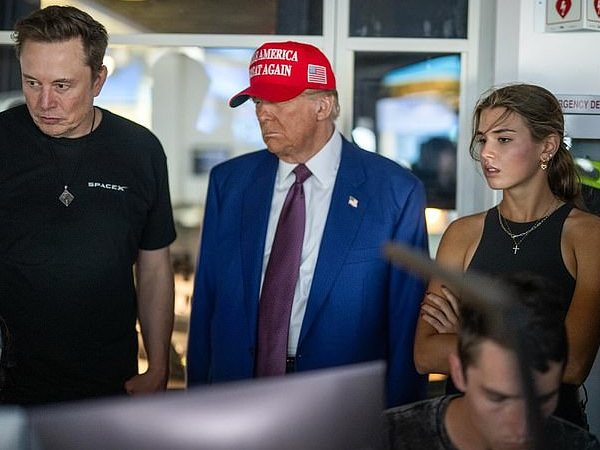 Cháu gái 17 tuổi của ông Donald Trump sẽ trở thành 'Nữ thần Nhà Trắng' mới?