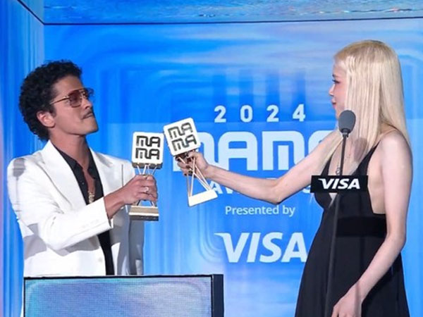 Kết quả MAMA 2024: Rosé, Bruno Mars 'tẻn tẻn' lên nhận cúp, Jimin BTS thắng Daesang