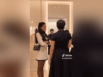 Mẹ vợ hot nhất làng bóng đá chiếm spotlight với nhan sắc trẻ đẹp tuổi U50 khi 'hộ tống' Doãn Hải My đi làm