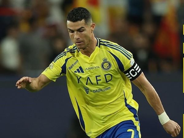 Ronaldo lập công, Al Nassr thua bởi người cũ Arsenal