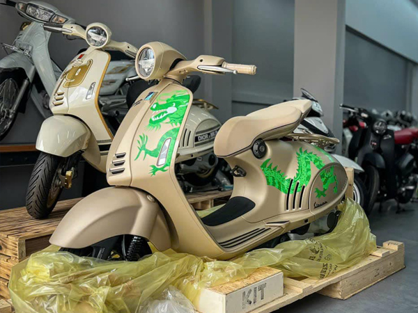 Hai tháng nữa là Tết, Vespa 946 bản Rồng 'hết thời' hét giá, từng đắt ngang xe sang nay có nơi rao dưới 500 triệu