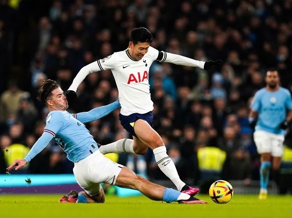 Mong manh Man City!