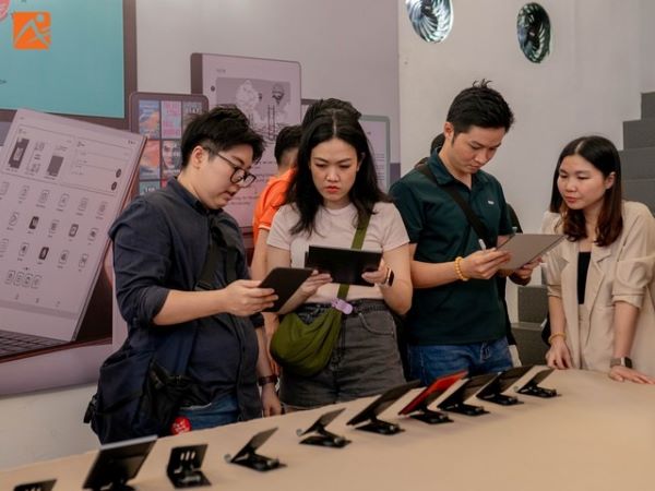 Ứng dụng ebook bản quyền ra mắt, phục vụ nhu cầu của 300.000 người dùng máy đọc sách ở Việt Nam