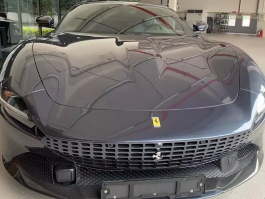 Đại gia Đắk Lắk tậu siêu xe Ferrari Roma màu hiếm hơn 20 tỷ