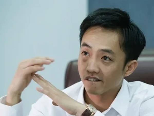 Hành động của 'Cường đô la' khi mẹ vừa được tại ngoại
