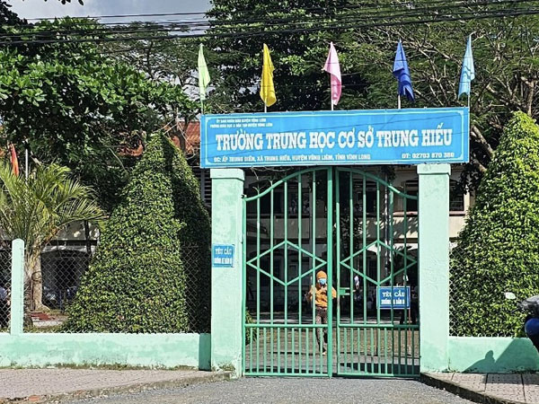 Hiệu trưởng bị kỷ luật cảnh cáo vì để học sinh đánh nhau