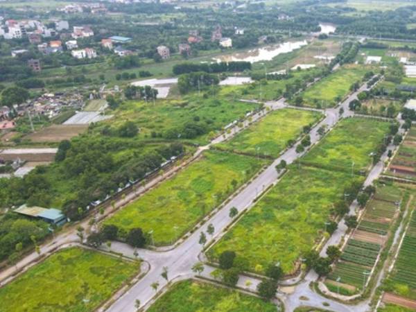 Đất một thôn ở Hưng Yên khởi điểm chưa đến 6 triệu/m2, đấu giá lên 110 triệu/m2