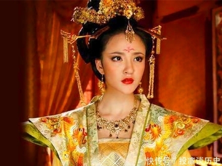 Thái Bình công chúa triệu tập vài nam sủng: Hôm sau cung nữ dọn dẹp thấy cảnh này bỗng tái mặt chạy ra