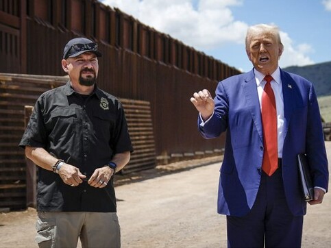 Thông báo của ông Trump gây chấn động thị trường quốc tế