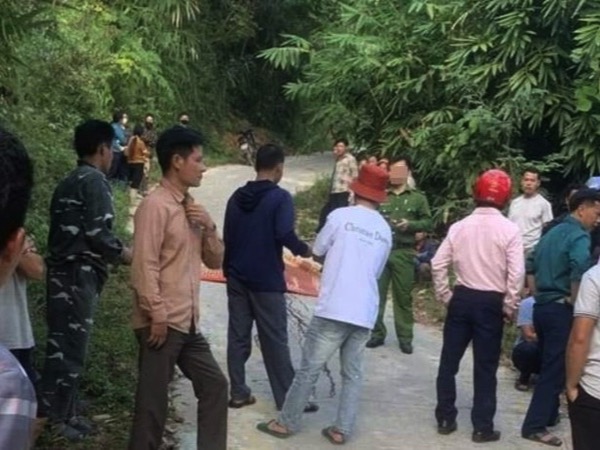 Chuyến xe định mệnh và cái chết thảm của người đàn ông bên vệ đường