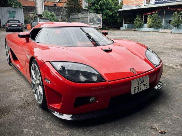 Siêu xe triệu đô Koenigsegg của đại gia Hải Phòng lần đầu đi đăng kiểm