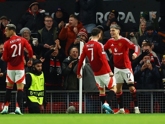 Rượt đuổi tỉ số 5 bàn, Man United thắng trận đầu dưới thời HLV Amorim