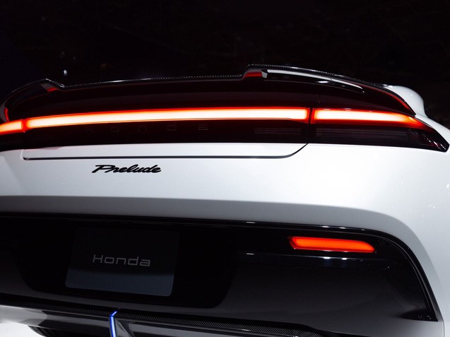 Honda ra mắt mẫu hybrid lấy cảm hứng từ 'huyền thoại' của chất thể thao và sự vui vẻ: Giá bán gây tò mò