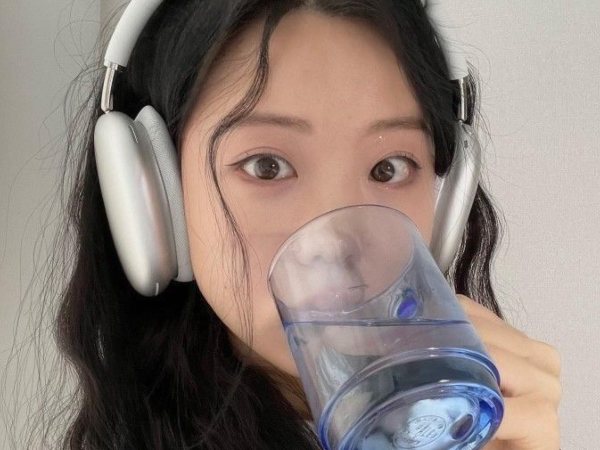 Sau khi uống nước, người đi vệ sinh thường xuyên hay ít đi vệ sinh, ai khỏe mạnh hơn? Kết quả hóa ra là thế này
