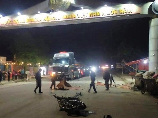 Nóng: Tạm giữ tài xế trong 2 vụ tai nạn khiến 6 thanh niên tử vong tại chỗ