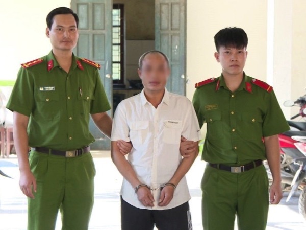 Lợi dụng mạng xã hội để đăng tin bôi nhọ, xúc phạm lực lượng chức năng
