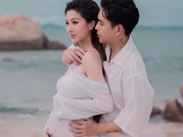 Vợ kém 17 tuổi của Hồ Quang Hiếu lộ bụng bầu lớn rõ, visual thăng hạng khi mang thai