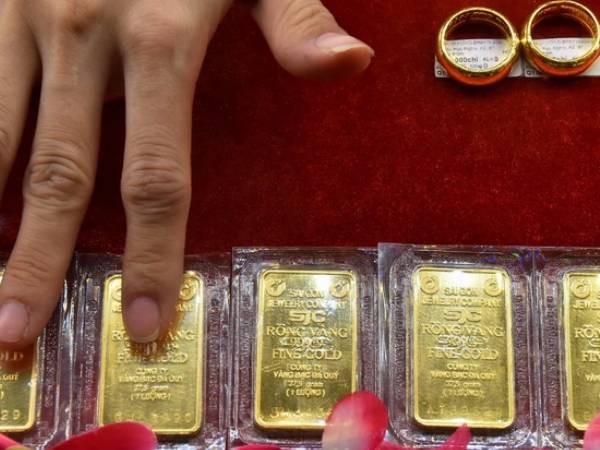 Giá vàng miếng SJC, vàng nhẫn đồng loạt tăng