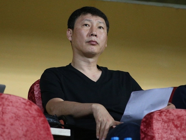 Nguyễn Xuân Son không phải 'chìa khóa vạn năng', HLV Kim Sang-sik vẫn phải giải quyết một 'tử huyệt' lớn