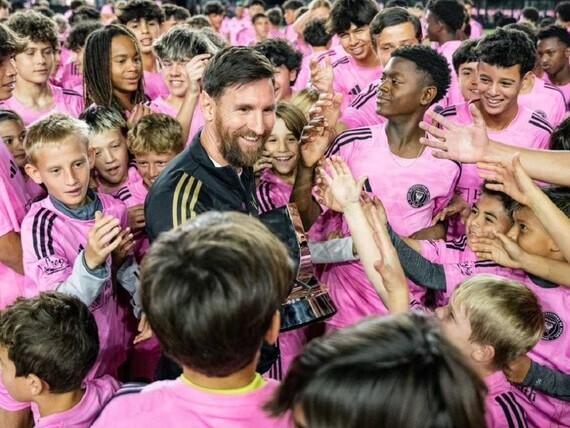 Messi thắng giải Cầu thủ xuất sắc nhất MLS, được trao thưởng theo cách đặc biệt