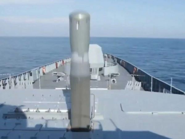 Điểm nóng xung đột ngày 8-12: Nga 'ngửa bài' với tên lửa siêu thanh Zircon