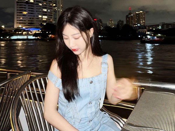 Nữ streamer hé lộ doanh thu khủng, tự mua nhà 8 tỷ trước tuổi 25, mức lương 9 số tưởng chừng chỉ có ở trong mơ