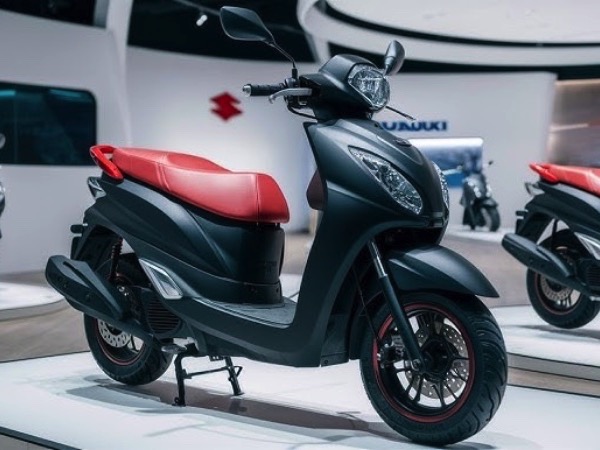Thách thức Honda Vision, 'tân binh' Suzuki gây sốt thị trường: Ngập công nghệ, giá quy đổi hơn 20 triệu