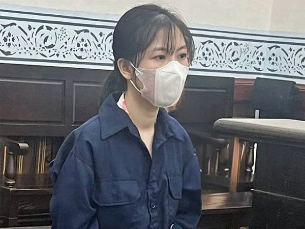 Nữ nhân viên và phi vụ tham ô kim cương hơn 1,2 tỉ đồng