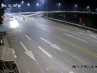 Vụ xe máy tông trực diện ôtô: Truy trách nhiệm người giao xe máy