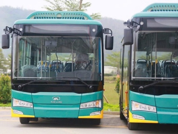 Ai sản xuất cả trăm chiếc xe buýt điện kết nối tuyến metro đắt và dài nhất Việt Nam?