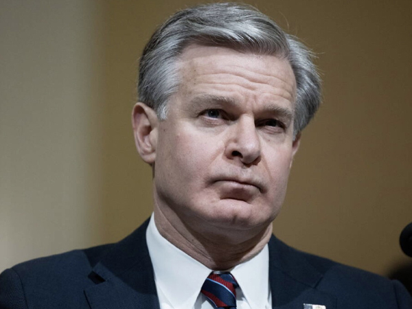 Giám đốc FBI từ chức trước khi ông Trump nhậm chức