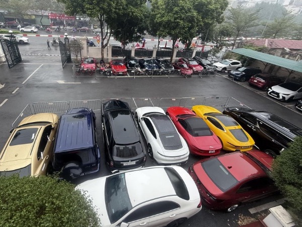 Nơi tạm giữ 31 ô tô siêu sang của siêu lừa TikToker Mr Pips Phó Đức Nam