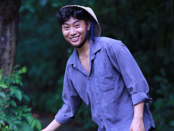 Nổi tiếng ở Trà Vinh: Thanh niên có '3 nhân cách' làm dân mạng khờ ngang, khi số 2 bước ra tất cả hét lên