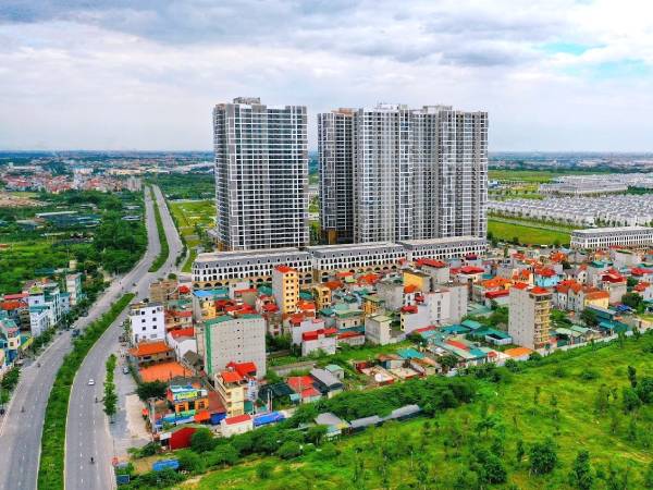 Sẵn tiền, cuối năm nên đầu tư chung cư hay đất nền?