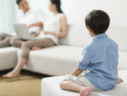 Nam sinh 16 tuổi 'sợ' làm con trai, lý do hóa ra đến từ bố mẹ