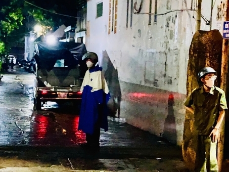TP HCM: Cô gái 19 tuổi bị sát hại trong phòng trọ, nghi phạm là anh rể