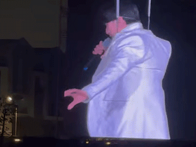 'Bạch mã hoàng tử' đẹp lồng lộn ở concert Anh Trai Vượt Ngàn Chông Gai: U50 nhìn như đôi mươi, nhan sắc trẻ mãi không già