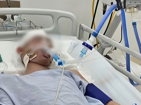 Đề nghị tuyên phạt bị cáo 4-5 năm tù vụ nam sinh lớp 8 bị đánh tử vong ở Hà Nội