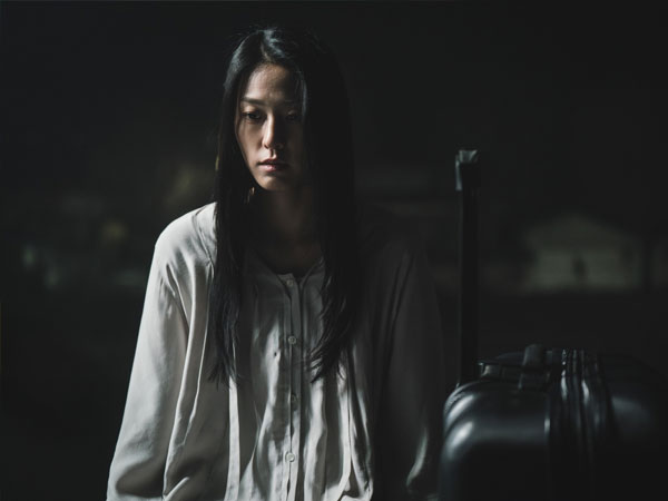 Mỹ nhân Hàn nhận mưa lời khen vì 'diễn hay dã man', còn có tạo hình xấu nhất sự nghiệp