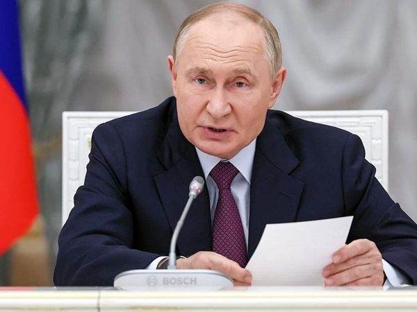 Ông Putin cảnh báo giới hạn chi tiêu quốc phòng của Nga