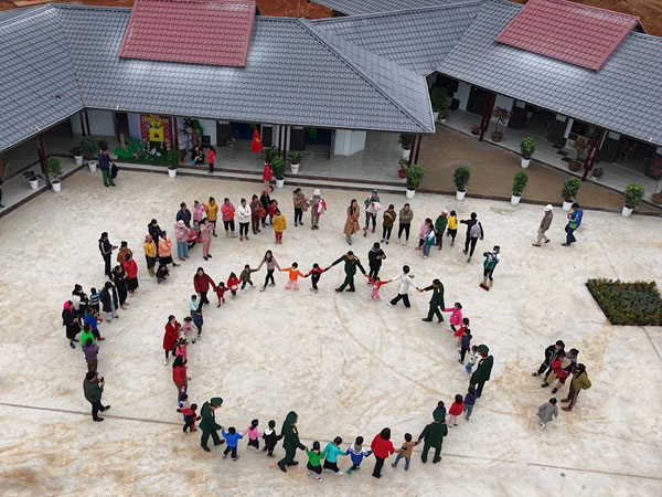Làng Nủ khoác áo mới, hồi sinh sau đau thương