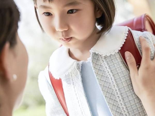 Tại sao cha mẹ hy sinh nhiều nhưng con cái không biết ơn? Thì ra câu trả lời ẩn trong QUY LUẬT quan trọng này!