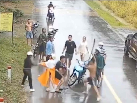 Bắt người đàn ông lái ô tô đuổi chém 2 người phụ nữ ở Đồng Nai