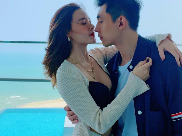 Midu tung ảnh đính chính 1 tin đồn, để lộ thông tin đặc biệt liên quan chồng thiếu gia