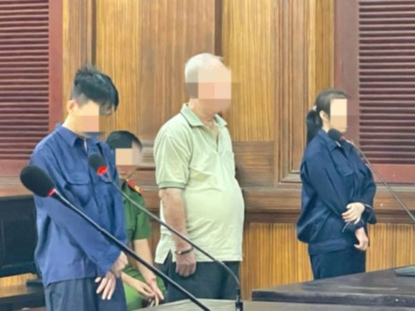 Giá đắt của tham vọng