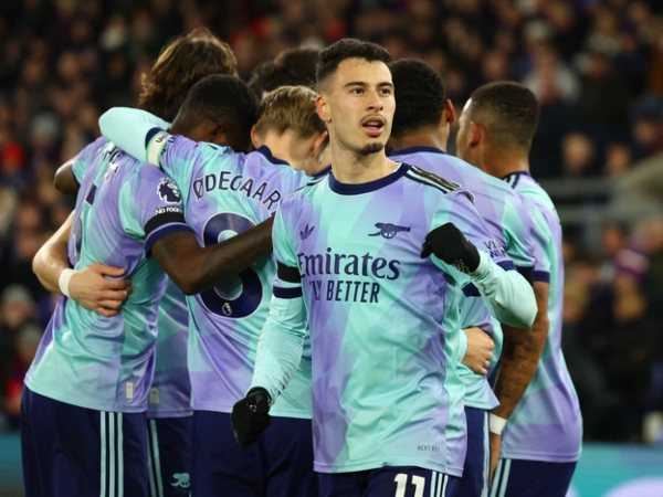 Đè bẹp chủ nhà Crystal Palace, Arsenal vững chân Top 3 Ngoại hạng