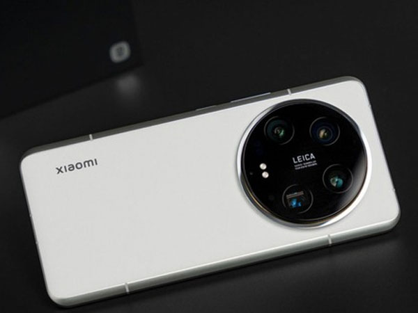 Siêu chiến binh Android giảm mạnh tháng 12: 'Chung mâm' S24 Ultra, giá rẻ hơn 16 Pro Max chục triệu đồng