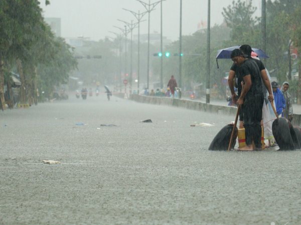 Dự báo thời tiết 24/12/2024: Bão số 10 gây mưa lớn diện rộng từ đêm nay