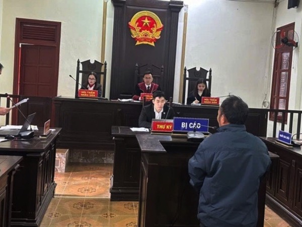 Sau 12 năm về chung sống như vợ chồng, người đàn ông lĩnh án tù