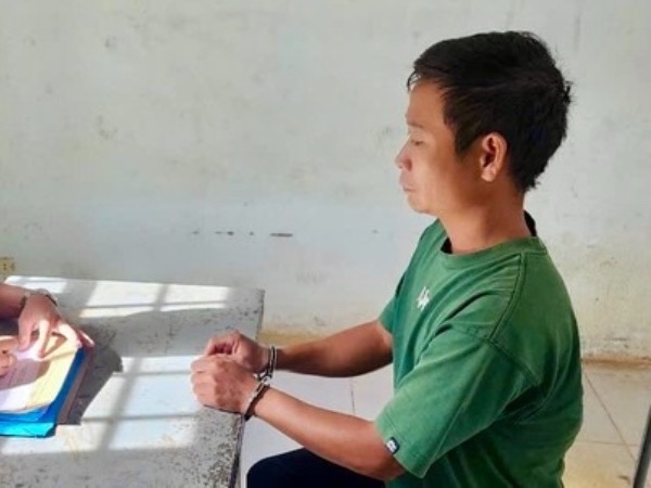 Can ngăn vụ xích mích, người đàn ông bị đánh trọng thương